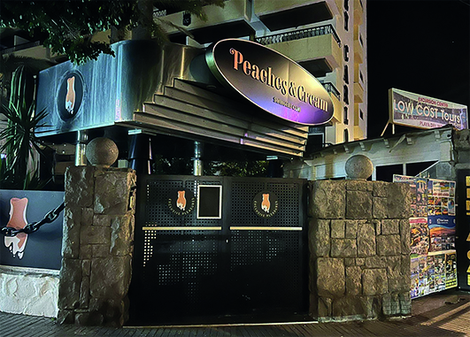 Club Peaches & Cream de ambiente liberal en Swinger Pride Canarias 2026